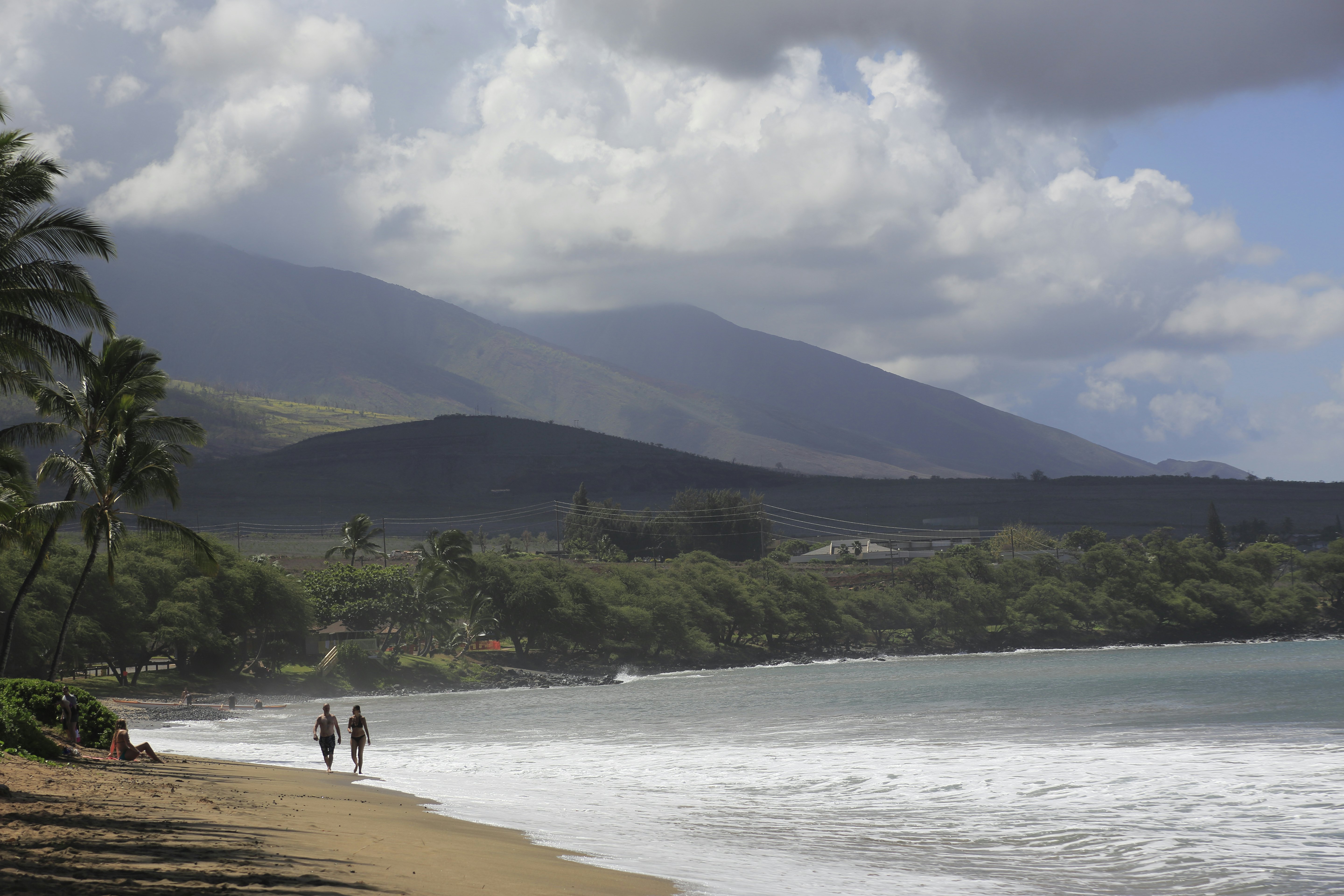 People walking on the beach of Kaanapali.